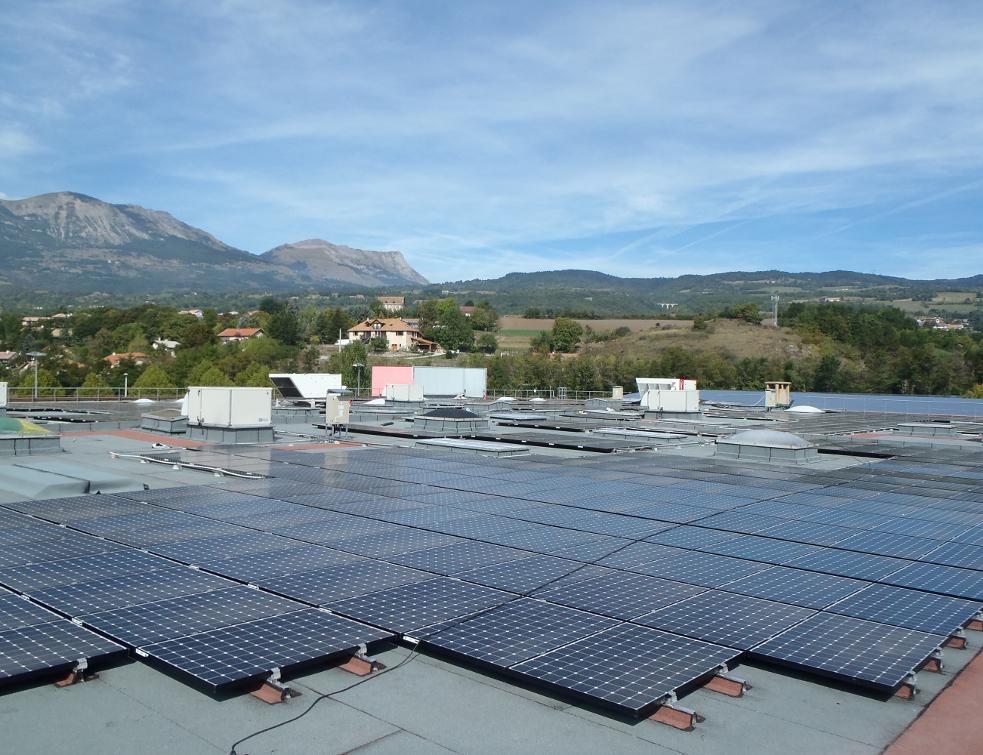 Comment faire une installation de toitures photovoltaïques